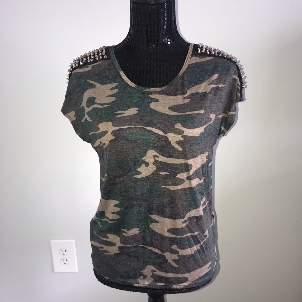 Camouflage tee